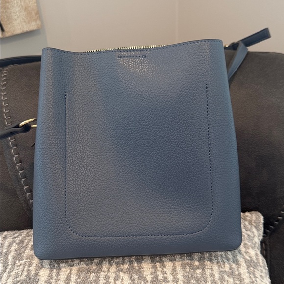 Nanette Lepore Colleen Crossbody magnetic Bag pre owned ink mark on the bottom - Picture 3 of 7